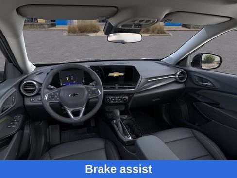 New 2026 Chevrolet Trax ACTIV w/ Sunroof Package FWD image 16