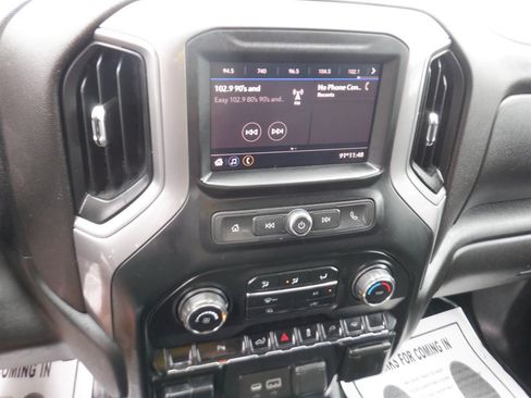 Used 2022 Chevrolet Silverado 2500 W/T w/ WT Fleet Convenience Package RWD image 19