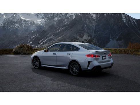 New 2026 BMW M235i xDrive w/ Technology Package image 2