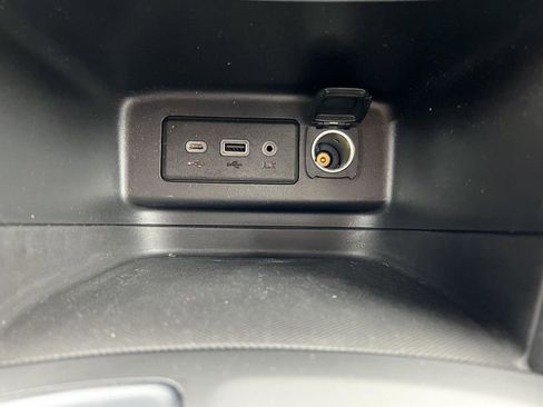 Used 2020 Chevrolet Equinox LS w/ LS Convenience Package image 29