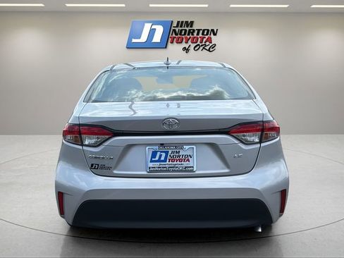 New 2026 Toyota Corolla LE FWD image 6