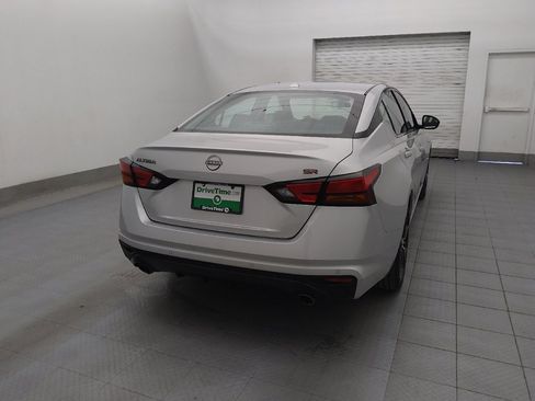 Used 2024 Nissan Altima 2.5 SR image 7