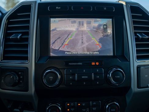 Used 2020 Ford F250 Lariat w/ Lariat Ultimate Package image 25