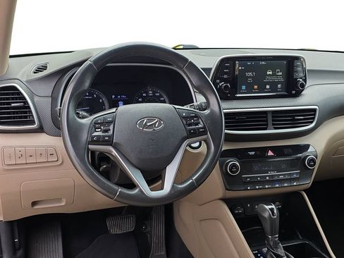 Used 2020 Hyundai Tucson Sport FWD image 17