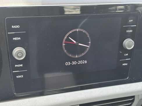 Used 2025 Volkswagen Jetta SE FWD image 20