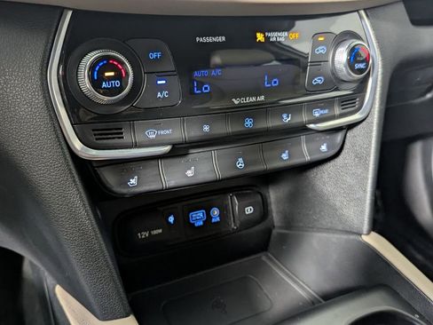Used 2019 Hyundai Santa Fe FWD image 21