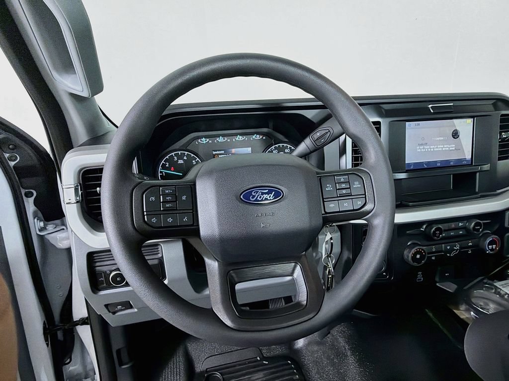 New 2027 Ford F350 XL w/ XL Driver Assist Package AWD/4WD image 11