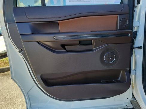 Certified 2024 Ford Expedition Max King Ranch image 16