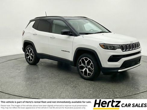 Used 2025 Jeep Compass Limited image 1