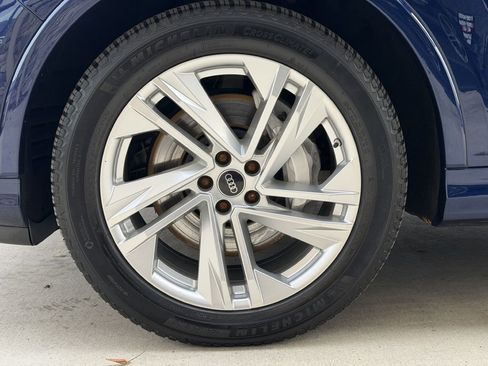 Used 2022 Audi Q7 3.0T Prestige image 15