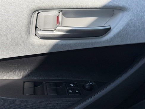New 2026 Toyota Corolla SE FWD image 21
