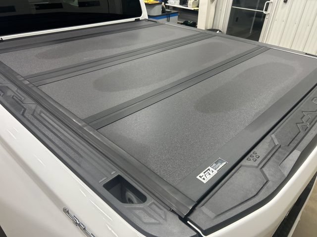 Used 2024 GMC Canyon Elevation w/ Trailering Package AWD/4WD image 8