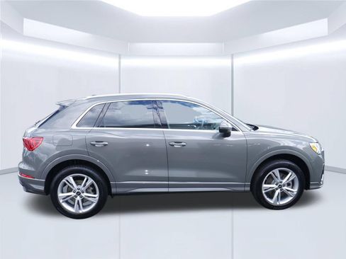 Certified 2023 Audi Q3 2.0T Premium Plus w/ Premium Plus Package AWD/4WD image 10