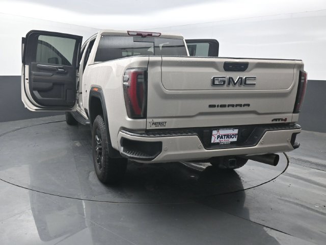 Used 2026 GMC Sierra 2500 AT4 w/ AT4 Premium Plus Package AWD/4WD image 53