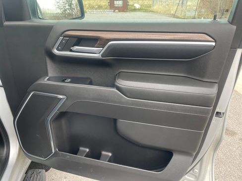 Used 2022 Chevrolet Silverado 1500 RST image 17