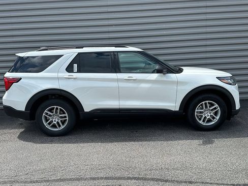 New 2026 Ford Explorer Active AWD/4WD image 4