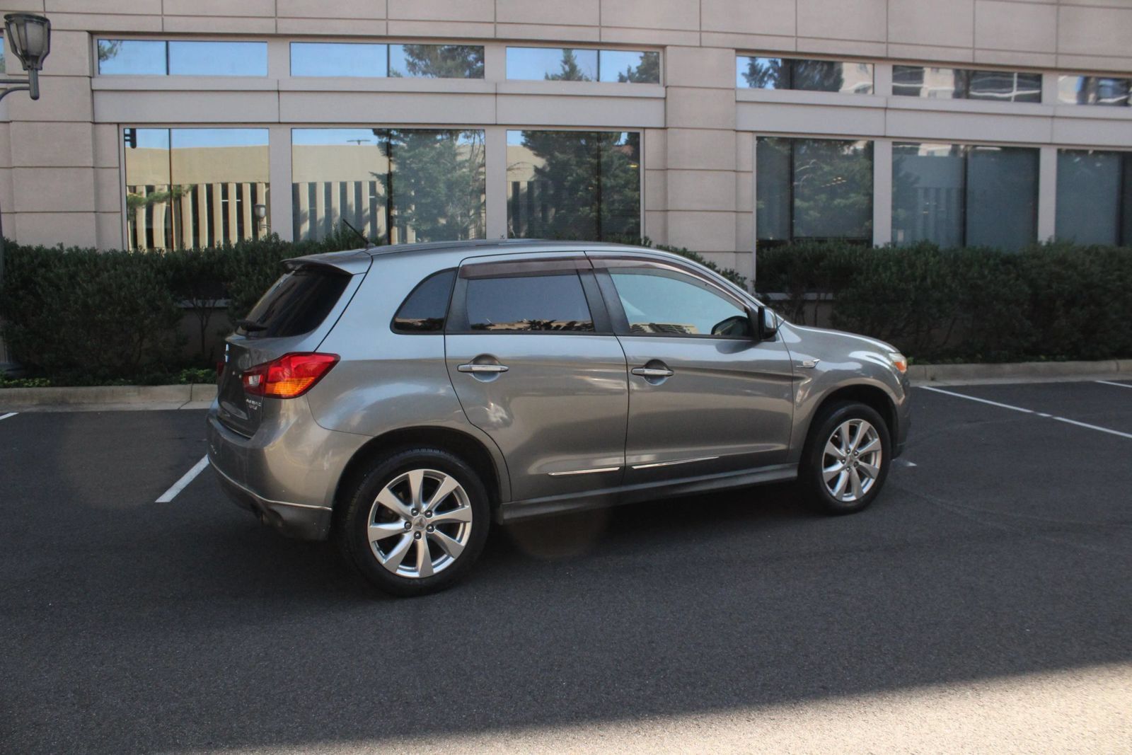 Used 2015 Mitsubishi Outlander Sport ES FWD image 7
