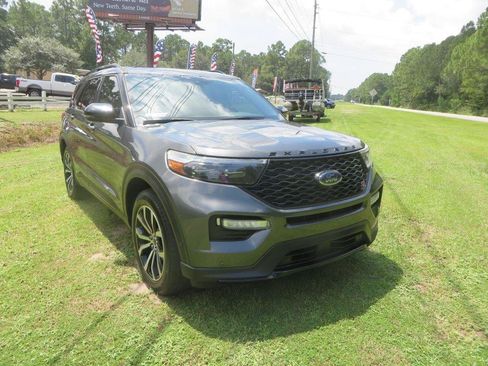 Used 2020 Ford Explorer ST w/ Premium Technology Package AWD/4WD image 4