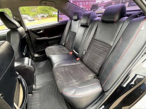 Used 2017 Toyota Camry XSE image 20