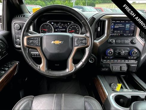 Used 2021 Chevrolet Silverado 2500 High Country w/ Z71 Off-Road Package AWD/4WD image 10