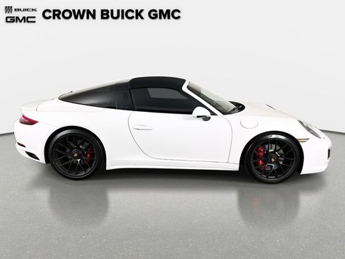 Used 2018 Porsche 911 Targa 4 GTS image 4
