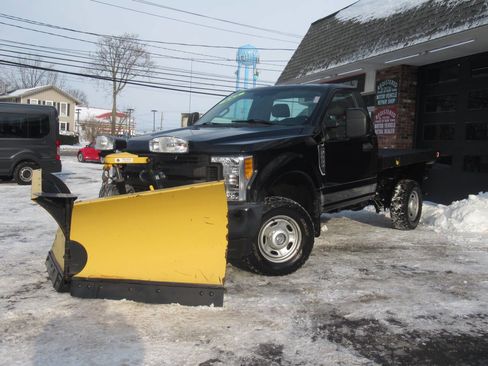 Used 2017 Ford F350 XL image 26