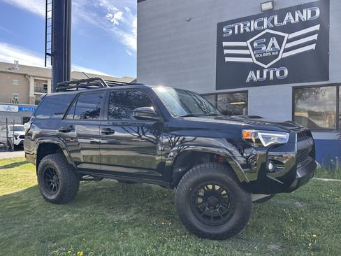 Used 2019 Toyota 4Runner TRD Pro AWD/4WD image 1