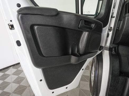 Used 2023 RAM ProMaster 2500 image 10