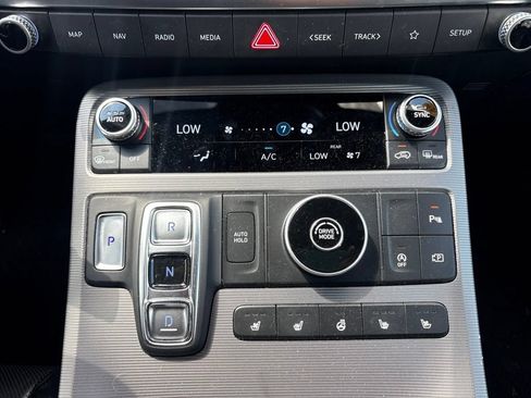 Used 2024 Hyundai Palisade Calligraphy FWD image 29