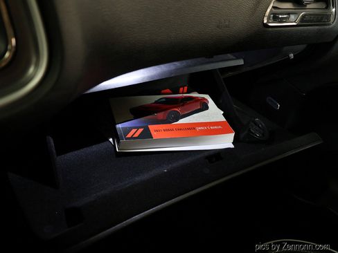 Used 2021 Dodge Challenger SRT Hellcat image 23