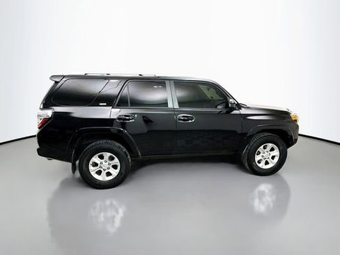 Used 2014 Toyota 4Runner SR5 image 8