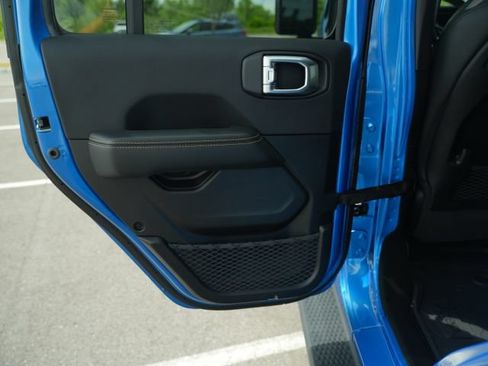 New 2026 Jeep Wrangler Unlimited Sahara AWD/4WD image 14