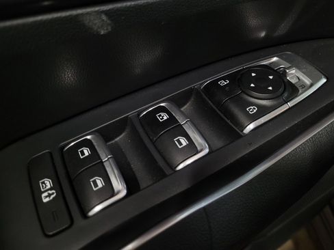 Used 2024 Kia Sorento S FWD image 27