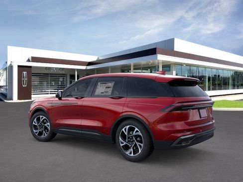 New 2026 Lincoln Nautilus Premier w/ Jet Appearance Package AWD/4WD image 33