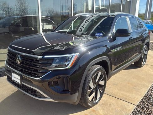 New 2025 Volkswagen Atlas Cross Sport SEL image 1