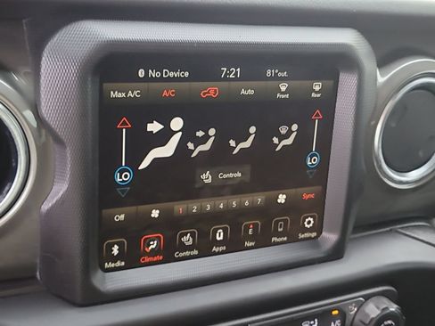 Used 2023 Jeep Wrangler Unlimited Sahara w/ LED Lighting Group AWD/4WD image 25