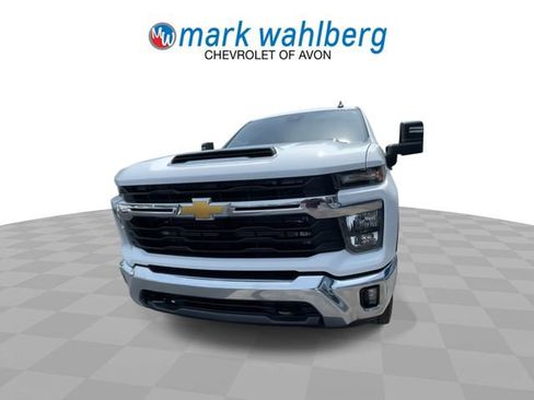 Certified 2025 Chevrolet Silverado 2500 LT AWD/4WD image 3