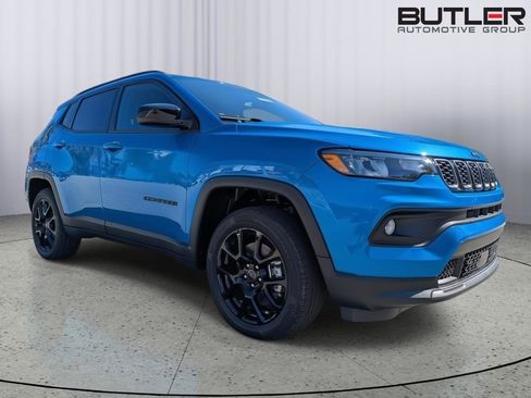New 2026 Jeep Compass Latitude AWD/4WD image 8