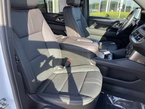 Used 2024 Chevrolet Tahoe RST w/ Luxury Package image 17