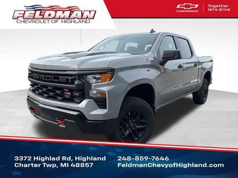 Used 2024 Chevrolet Silverado 1500 Custom Trail Boss AWD/4WD image 1