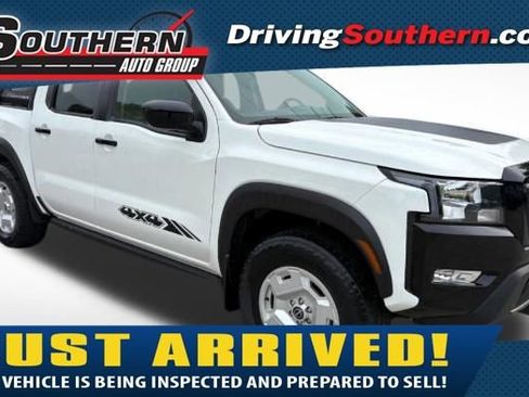 Used 2024 Nissan Frontier SV w/ Hardbody Edition AWD/4WD image 1