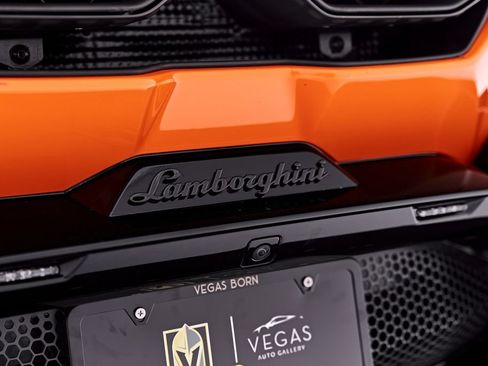 Used 2025 Lamborghini Revuelto AWD/4WD image 43