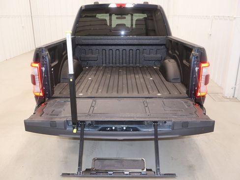 Certified 2022 Ford F150 Limited image 40