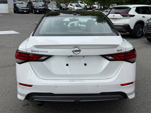Used 2023 Nissan Sentra SR w/ SR Premium Package FWD image 5