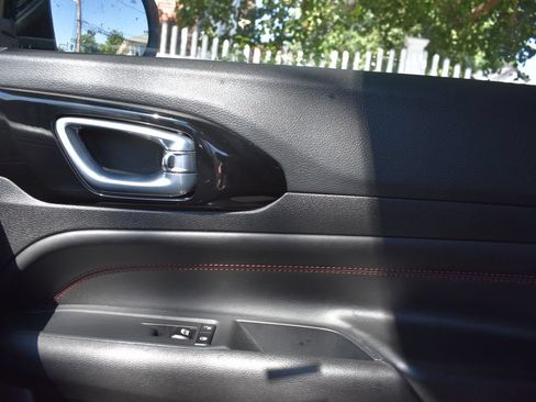 Used 2025 Jeep Compass Trailhawk AWD/4WD image 20