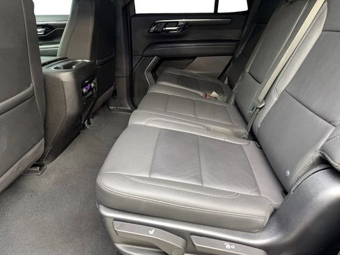 Used 2025 Chevrolet Tahoe LT AWD/4WD image 32