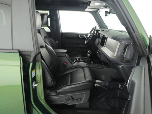 Used 2025 Ford Bronco Outer Banks image 11