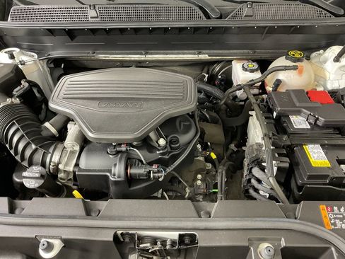 Used 2023 GMC Acadia AT4 w/ Technology Package image 29