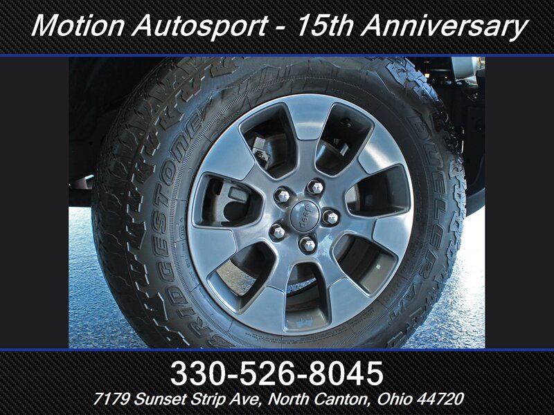 Used 2019 Jeep Wrangler Unlimited Sahara w/ Cold Weather Group AWD/4WD image 38
