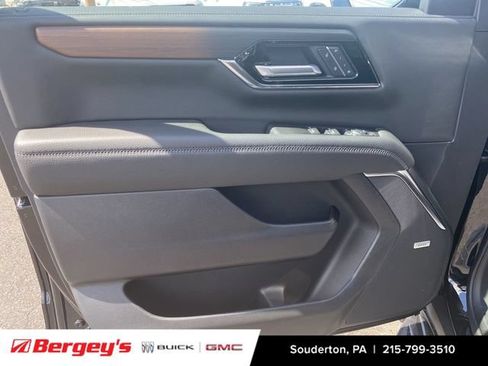 New 2026 GMC Yukon Denali AWD/4WD image 24